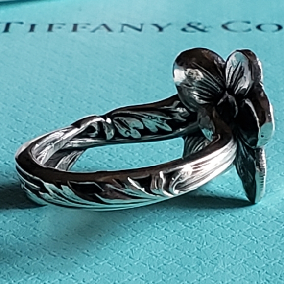 ⛔SOLDAntique 1885 Tiffany & Co Spoon - Ring Violet - Picture 10 of 16